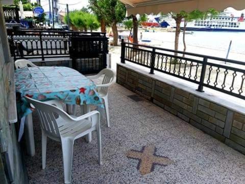 Apartament The Blue Pearl Prínos Zewnętrze zdjęcie